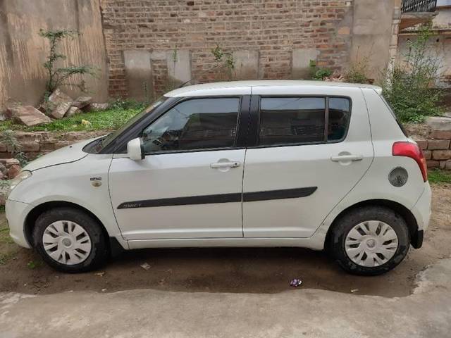 https://images10.gaadi.com/usedcar_image/4630222/original/processed_b278a87a-a9ad-444e-b04c-9f0f21078499.jpg?imwidth=6402
