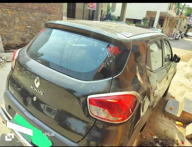 https://images10.gaadi.com/usedcar_image/4630224/original/processed_d80ace0d-582c-44c6-b56d-8aecaadb4bdc.jpg?imwidth=6401