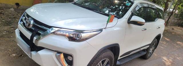 https://images10.gaadi.com/usedcar_image/4630225/original/processed_f3b858888fd11a5d0b49039540c582e8.jpeg?imwidth=6400