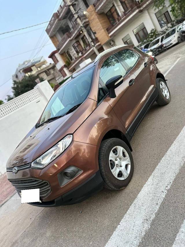 https://images10.gaadi.com/usedcar_image/4630232/original/processed_9f86cd15-2260-4652-a3ce-cea4529177f5.jpg?imwidth=6402