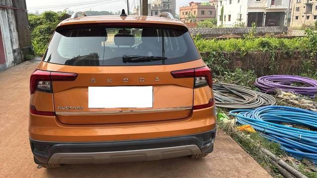 https://images10.gaadi.com/usedcar_image/4630233/original/processed_479481a9-583d-40ec-b73e-cbd7f3b50b6e.jpeg?imwidth=6401