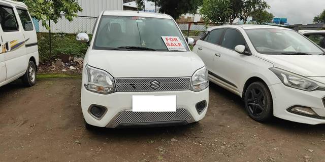 https://images10.gaadi.com/usedcar_image/4630236/original/processed_ac8c2bf49fd90c4e1819d4459b86bb6c.jpg?imwidth=6402
