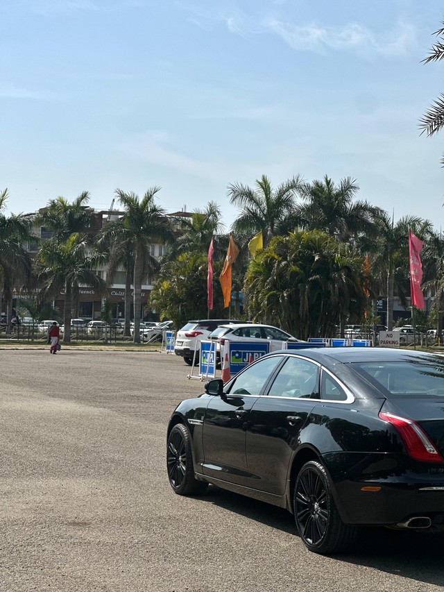 Second-hand 2011 Jaguar XJ 5.0 L V8 Supercharged for sale in Chandigarh-5