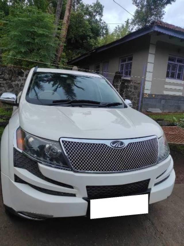 https://images10.gaadi.com/usedcar_image/4630255/original/processed_351f9d75-ef61-440e-8bf6-295b6acc8474.jpg?imwidth=6402