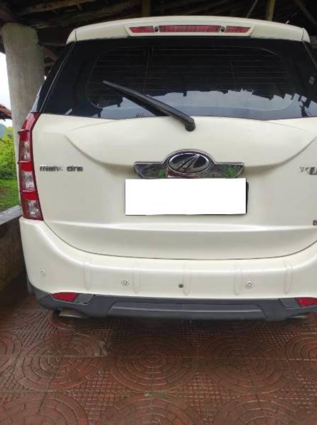 https://images10.gaadi.com/usedcar_image/4630255/original/processed_d48480a1-dd7b-4eef-8df7-a6a349253dee.jpg?imwidth=6401
