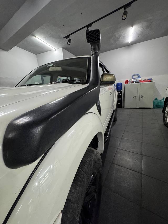 https://images10.gaadi.com/usedcar_image/4630288/original/processed_cfa9cd82bc68c125a4073c24869c7c11.jpg?imwidth=6401