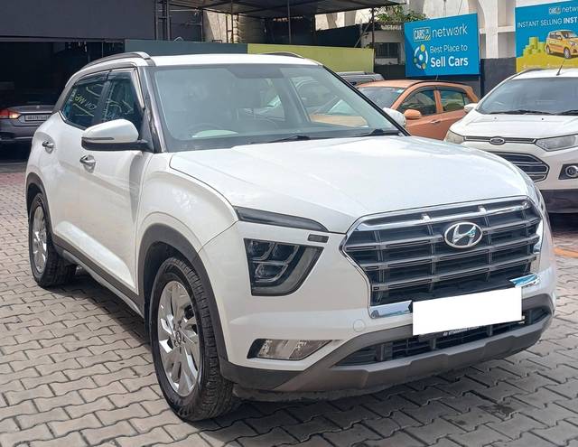 https://images10.gaadi.com/usedcar_image/4630296/original/processed_2f0f046f-cefe-488d-bb09-b0e6dd260010.jpg?imwidth=6400