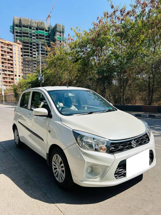 https://images10.gaadi.com/usedcar_image/4630298/original/processed_f59fe236-b242-4657-a8f3-e3d99fa438ba.jpg?imwidth=6400