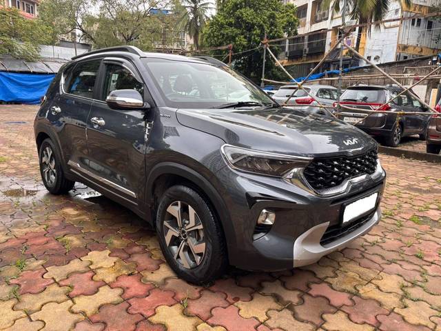 https://images10.gaadi.com/usedcar_image/4630300/original/processed_24c11ebdbd3a9a751bde128180b638de.jpg?imwidth=6400