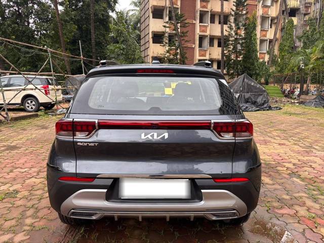 https://images10.gaadi.com/usedcar_image/4630300/original/processed_95293ce00280eb15a3acc53c75a03c85.jpg?imwidth=6402