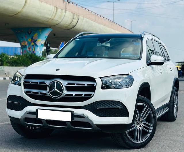 https://images10.gaadi.com/usedcar_image/4630339/original/processed_8128dfbd31b25db4a6e31468235fb503.jpg?imwidth=6402