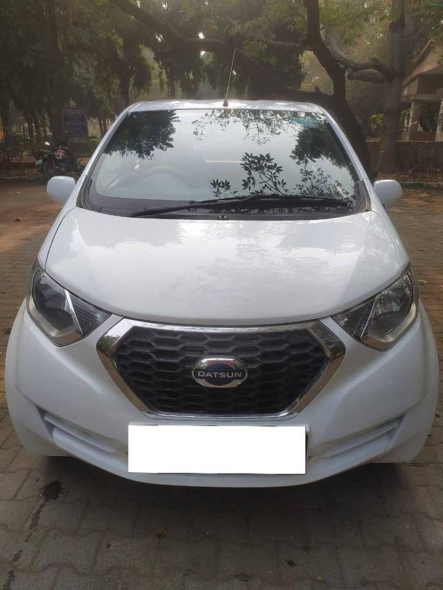 https://images10.gaadi.com/usedcar_image/4630399/original/processed_4d0db313-c588-483e-ab9b-f2fce4aae1d3.jpg?imwidth=6401