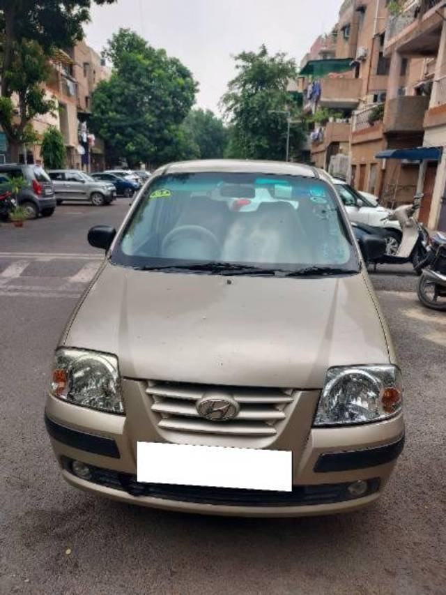 https://images10.gaadi.com/usedcar_image/4630422/original/processed_377fe207-c3bd-4d78-94cd-91e56ec0c52e.jpg?imwidth=6400