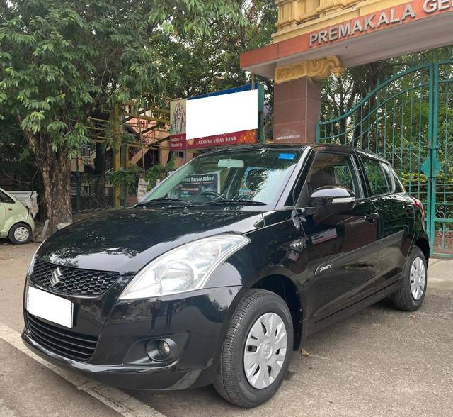 https://images10.gaadi.com/usedcar_image/4630427/original/processed_2006ab3650e5c618191ba1fce3da5207.jpg?imwidth=6400