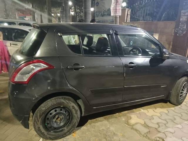 https://images10.gaadi.com/usedcar_image/4630434/original/processed_156a459c-3be7-4bfe-bdaa-b1bb5672e75c.jpeg?imwidth=6400