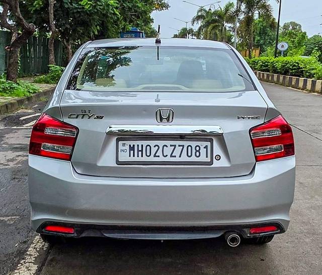 https://images10.gaadi.com/usedcar_image/4630435/original/processed_4cca27ba81b769f88295898c8ec8ee7f.jpg?imwidth=6402