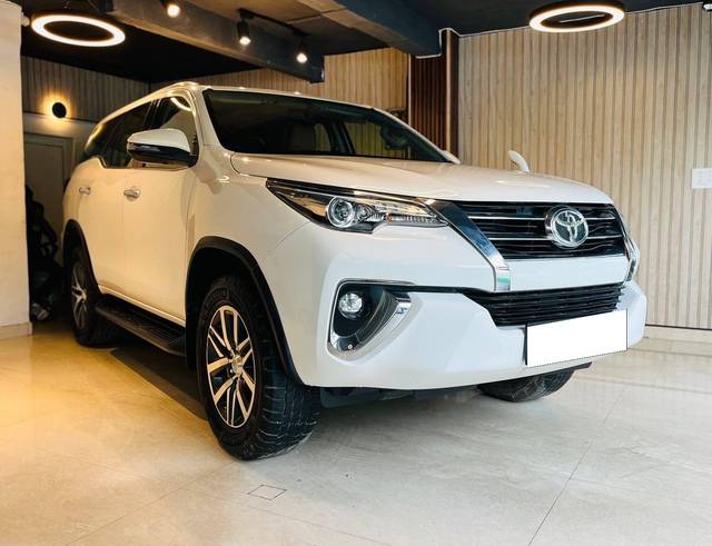 https://images10.gaadi.com/usedcar_image/4630451/original/processed_5cf936ec-d168-490d-b7c5-5a6cf1d9177a.jpg?imwidth=6400