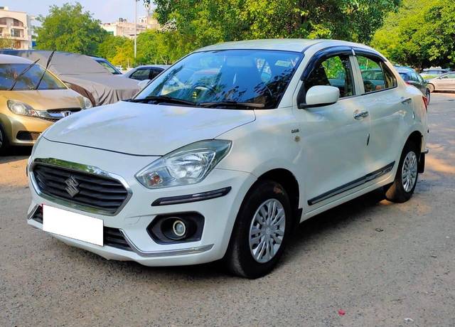 https://images10.gaadi.com/usedcar_image/4630456/original/processed_bb270bd04c12b01d33105ec21cfc7244.jpg?imwidth=6402