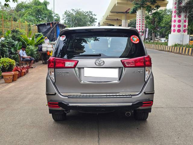 https://images10.gaadi.com/usedcar_image/4630474/original/processed_02a10413b9fd5310b6b6d70569f169ca.jpg?imwidth=6402