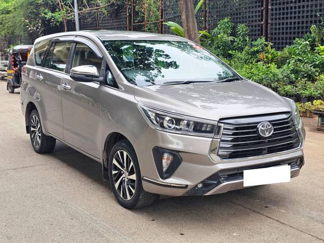https://images10.gaadi.com/usedcar_image/4630474/original/processed_c6d35692abcc9aa6ff17e336e3caadeb.jpg?imwidth=6400