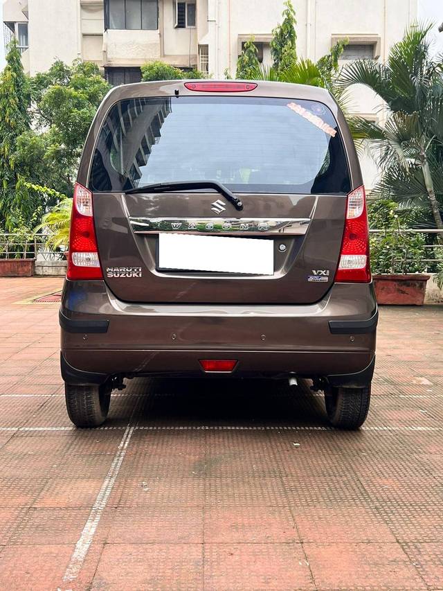 https://images10.gaadi.com/usedcar_image/4630492/original/processed_1fc4883e1a3fcc1e6ed80e3a2b5a9670.jpeg?imwidth=6402