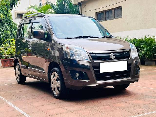 https://images10.gaadi.com/usedcar_image/4630492/original/processed_b8203418e957792c0c4173800f6b7843.jpeg?imwidth=6400