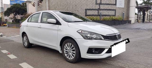 https://images10.gaadi.com/usedcar_image/4630495/original/processed_6cefe98a60634f4a5305cd69c371b479.jpg?imwidth=6400