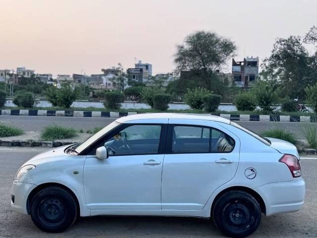 https://images10.gaadi.com/usedcar_image/4630497/original/processed_12a2c527-bad0-4ee2-8567-53eb464f3ad8.jpeg?imwidth=6402