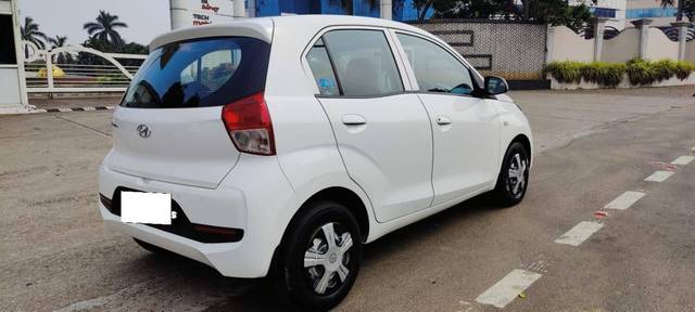 https://images10.gaadi.com/usedcar_image/4630514/original/processed_b5401bdcd250cc4ba699c774dc8e3bc3.jpg?imwidth=6402