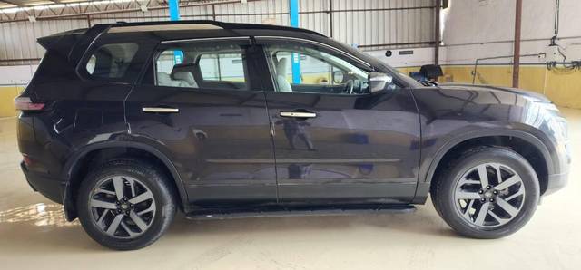 https://images10.gaadi.com/usedcar_image/4630516/original/processed_91680203-9d05-4200-a1f4-a2749a5ca65b.jpg?imwidth=6401