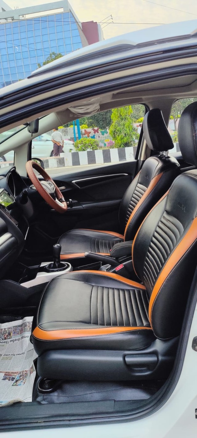 Second-hand 2021 Honda WR-V VX for sale in Visakhapatnam-6