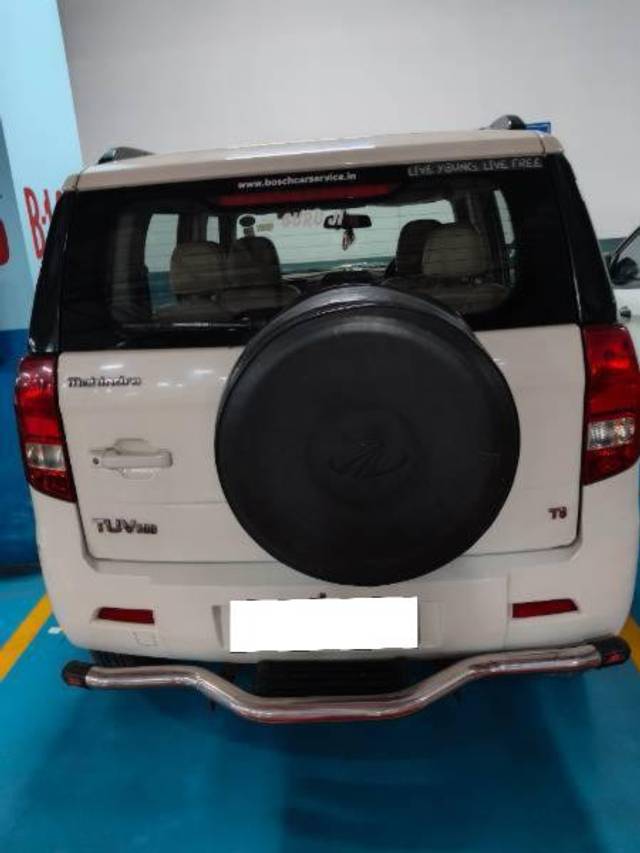 https://images10.gaadi.com/usedcar_image/4630521/original/processed_19ea9c55-f908-466a-b59d-dd07eeded5ec.jpg?imwidth=6401