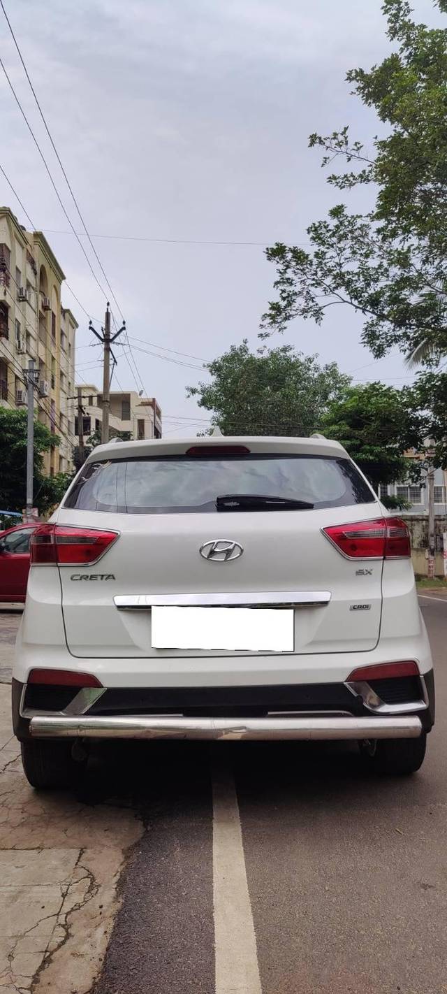 https://images10.gaadi.com/usedcar_image/4630524/original/processed_c15b30d450aa0faa690d794f0f155e98.jpg?imwidth=6401