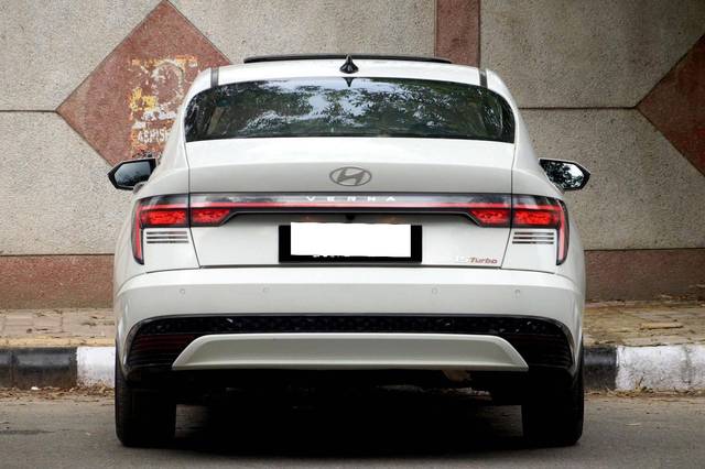 https://images10.gaadi.com/usedcar_image/4630532/original/processed_6c7ba3337b9070632ea007e539da6fea.jpg?imwidth=6401