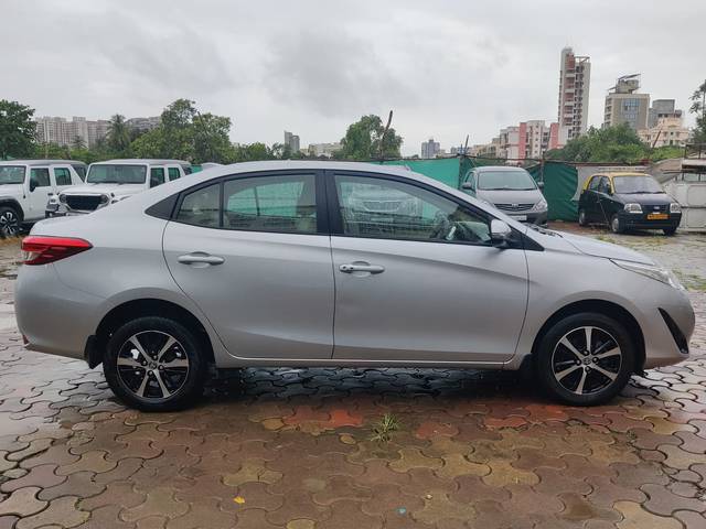 https://images10.gaadi.com/usedcar_image/4630603/original/a2296680f326e811ae638c2967387552.jpeg?imwidth=6401
