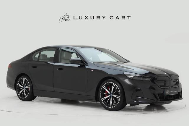 https://images10.gaadi.com/usedcar_image/4630615/original/processed_efc53498d382b6d8fb0729c5729bbba2.jpg?imwidth=6400