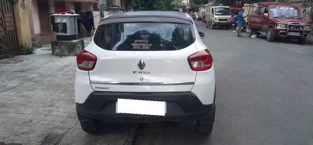 https://images10.gaadi.com/usedcar_image/4630618/original/processed_5ea4015162cac48fbeae51b95751cc1e.jpg?imwidth=6402