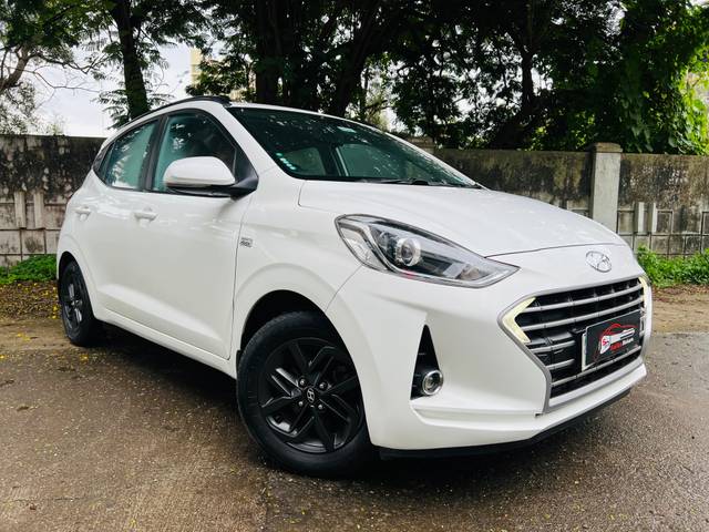 https://images10.gaadi.com/usedcar_image/4630626/original/processed_7d2e38451a3a3da8ba342aabfeca38df.jpg?imwidth=6400