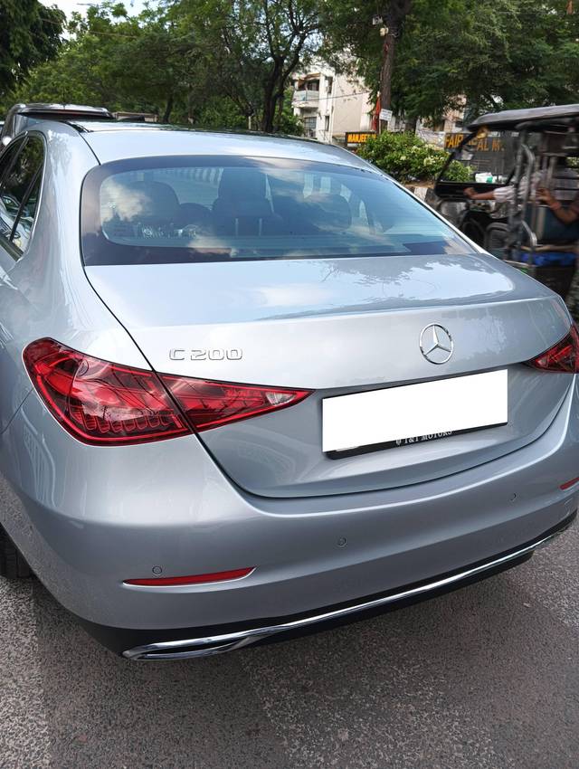 https://images10.gaadi.com/usedcar_image/4630628/original/processed_bd9dfda1f3b68d95be4bc141c4bdadd0.jpg?imwidth=6401