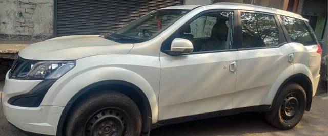 https://images10.gaadi.com/usedcar_image/4630637/original/processed_80992a66-f9fc-484e-8454-e8e93f834645.jpg?imwidth=6400