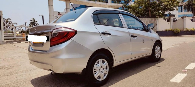 Second-hand 2017 Honda Amaze E Option i-DTEC for sale in Visakhapatnam-8