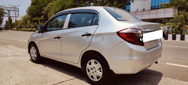 Second-hand 2017 Honda Amaze E Option i-DTEC for sale in Visakhapatnam-3