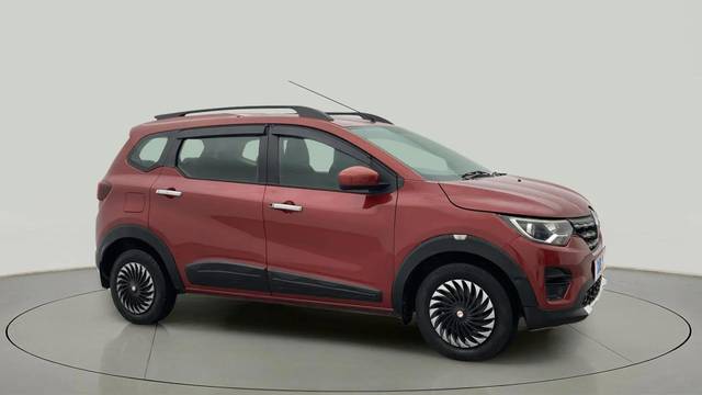 https://images10.gaadi.com/usedcar_image/4630641/original/8af92ae471e54e978d0adbde234fb5e8.jpg?imwidth=6400