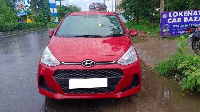 https://images10.gaadi.com/usedcar_image/4630642/original/processed_e5307ca63ba93c547b433ee344b81d03.jpg?imwidth=6400