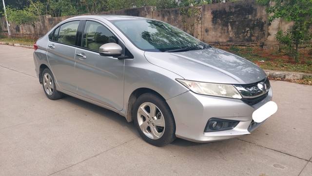https://images10.gaadi.com/usedcar_image/4630652/original/35c6f70ae3c02ca9e362e46c82ec7f8b.jpg?imwidth=6400