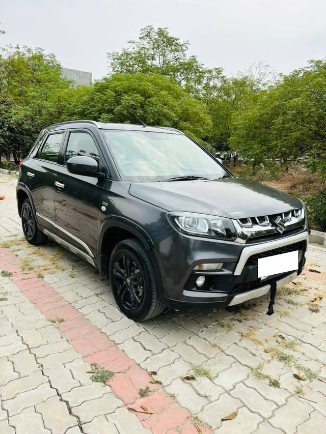 https://images10.gaadi.com/usedcar_image/4630666/original/processed_602a46c85289bb5ba43103e21226c66e.jpg?imwidth=6400