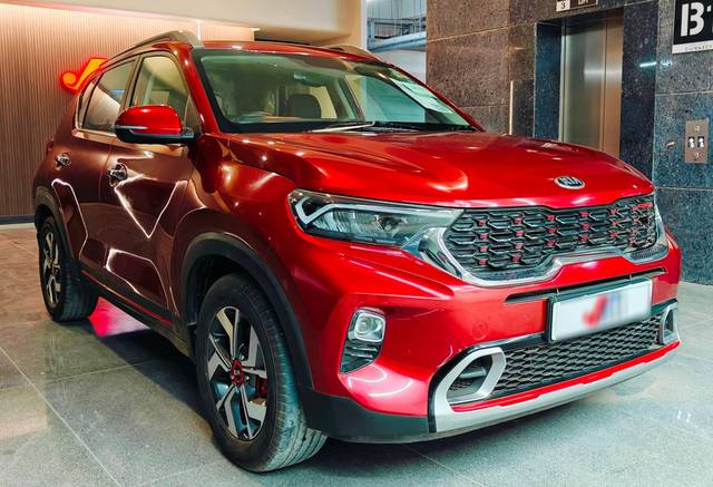 https://images10.gaadi.com/usedcar_image/4630668/original/processed_f7215576ff04f7a193db5737515ca655.jpg?imwidth=6400