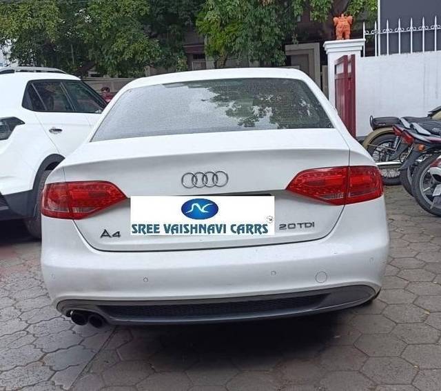 https://images10.gaadi.com/usedcar_image/4630677/original/processed_f6b1956eb427cb47f7fc8f8224b711e1.jpg?imwidth=6401