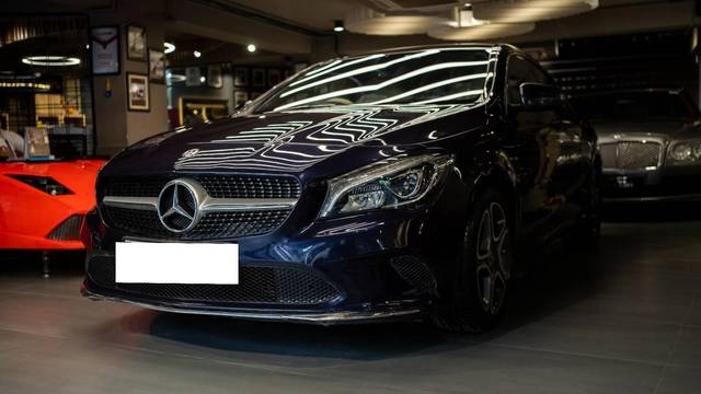 https://images10.gaadi.com/usedcar_image/4630687/original/processed_7697e8564fd2d00c493ce389f1a67059.jpg?imwidth=6401