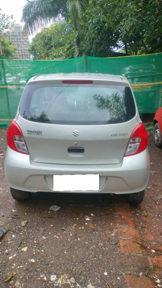 https://images10.gaadi.com/usedcar_image/4630688/original/processed_dd6ba3ae2ef664279de75014f5466069.jpg?imwidth=6402